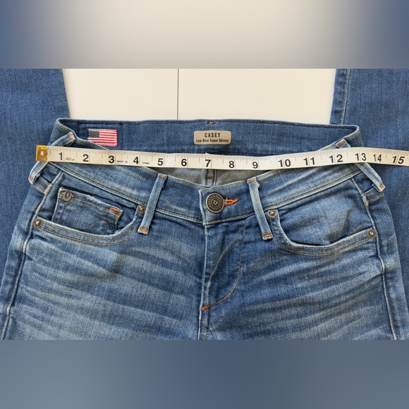 True Religion Women's Blue Skinny Jeans 👖 💙 - Picture 5 of 12